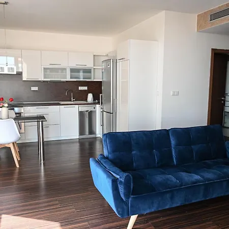 Апартаменти Bright And Cozy In Vienna Gate *