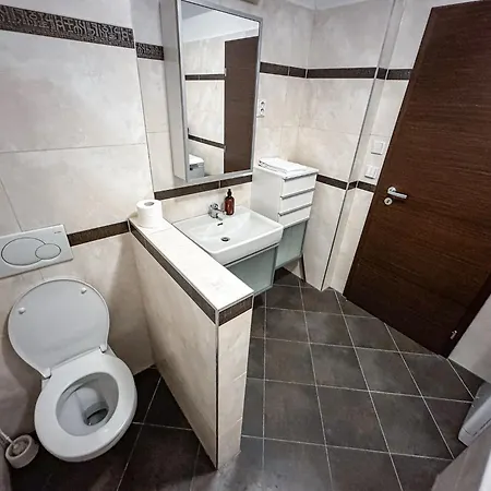 Bright And Cozy In Vienna Gate Апартаменти