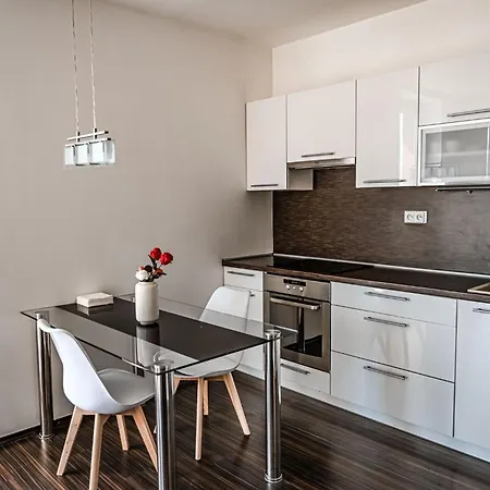 Bright And Cozy In Vienna Gate * Братислава