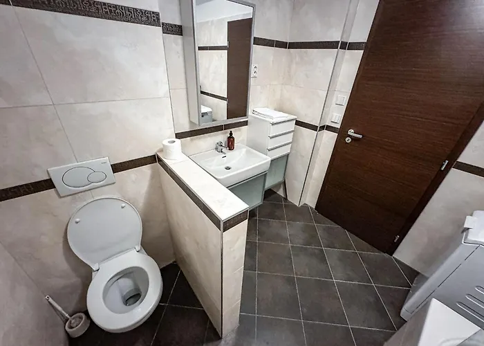 Bright And Cozy In Vienna Gate Apartman